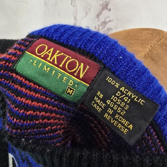 Vintage Sweater Men Medium Black Red Blue Acrylic 90s Raglan Ikat Geometric - Picture 3 of 11